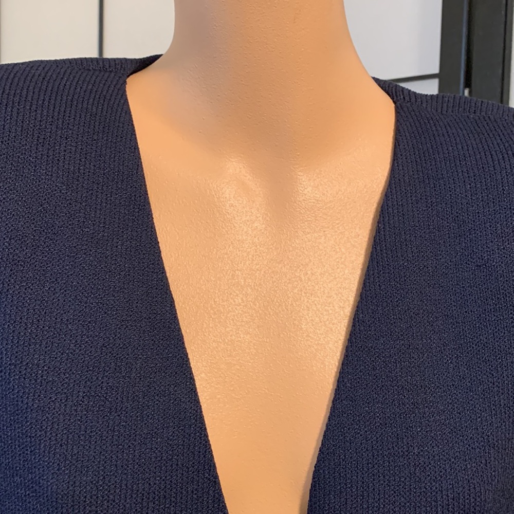 Gorgeous St. John Santana Knit Blazer Jacket 6 like new! - Picture 3 of 6